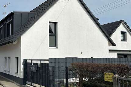 Haus zum Kaufen in Augsburg 1.035.000 € 214 m² 8 zimmer