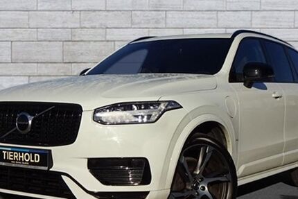 Volvo XC90 82.700 km 46.900 € Augsburg 86179