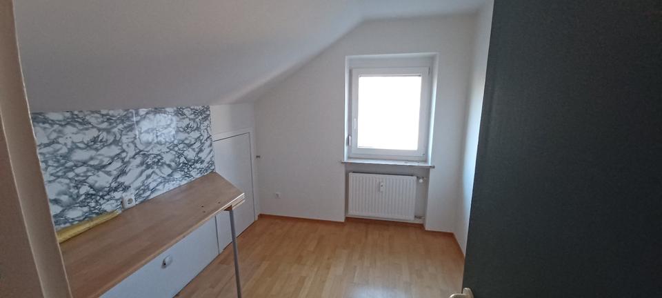 Maisonettenwohnung Diedorf - 4 Zimmer, 112 m&sup2;, 1.420&euro; | Angebot:25296168