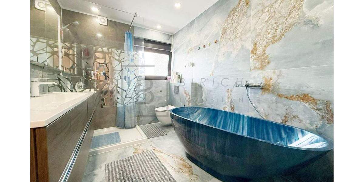 Mehrfamilienhaus, Wohnhaus Bobingen - 6 Zimmer, 193 m&sup2;, 1.260.000&euro; | Angebot:23960233