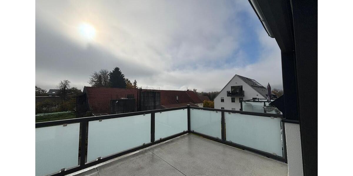 Dachgeschoßwohnung Langerringen - 2 Zimmer, 114 m&sup2;, 1.190&euro; | Angebot:24780074