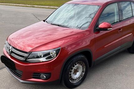 VW Tiguan 212.000 km 7.450 &euro; Adelshofen 82276