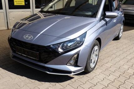 Hyundai i20 7.390 km 17.890 &euro; Stadtbergen 86391