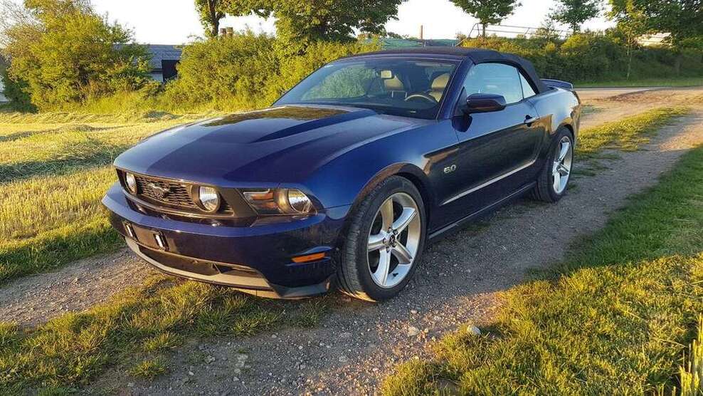 Ford Mustang 52.000 km 27.850 € Königsbrunn 86343
