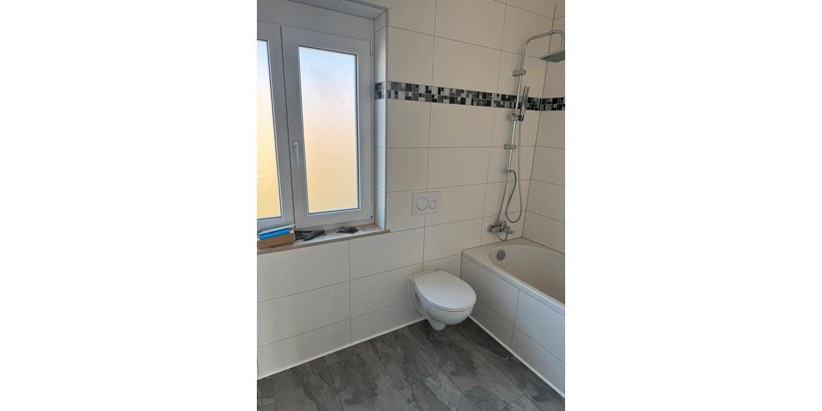 Reihenhaus Augsburg Hochzoll - 4 Zimmer, 100 m&sup2;, 1.800&euro; | Angebot:26072125