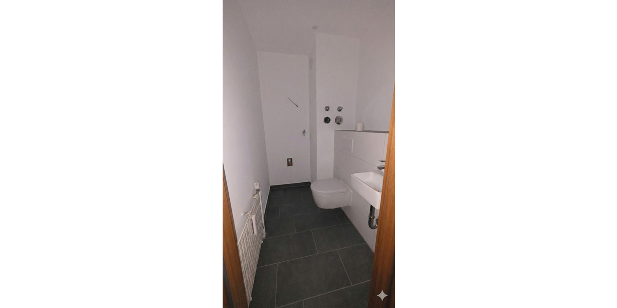 Etagenwohnung Augsburg Göggingen - 3 Zimmer, 96 m&sup2;, 1.250&euro; | Angebot:24871141