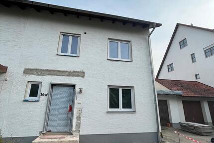 Moderne Doppelhaushälfte in Oberbernbach (Aichach) ab Sommer 2025