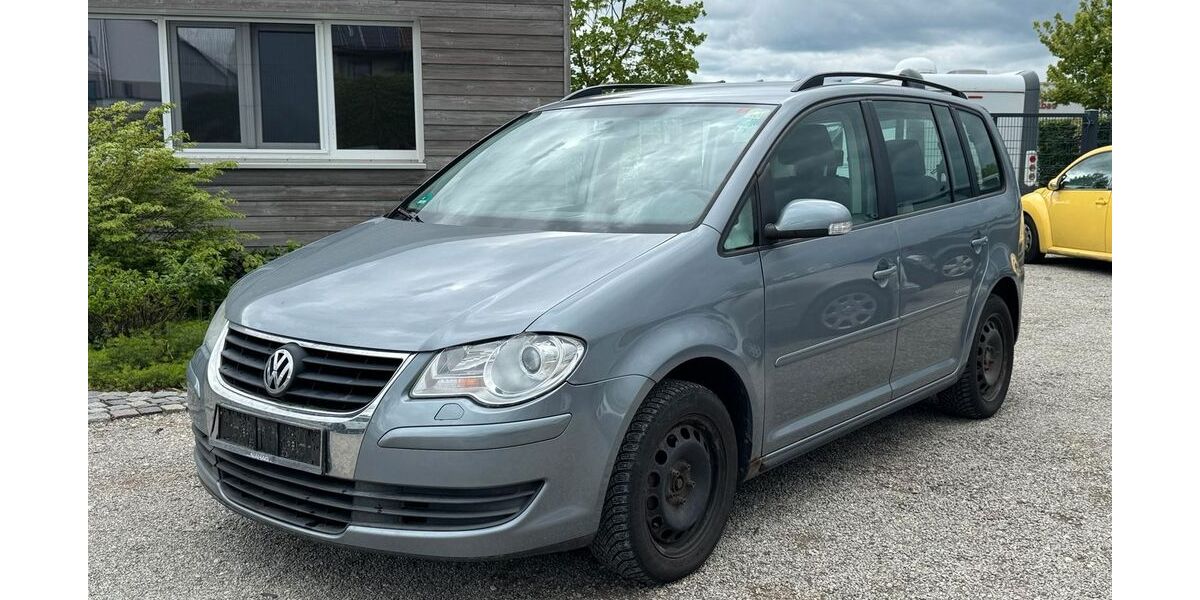 VW Touran 241.099 km 900 &euro; Friedberg 86316