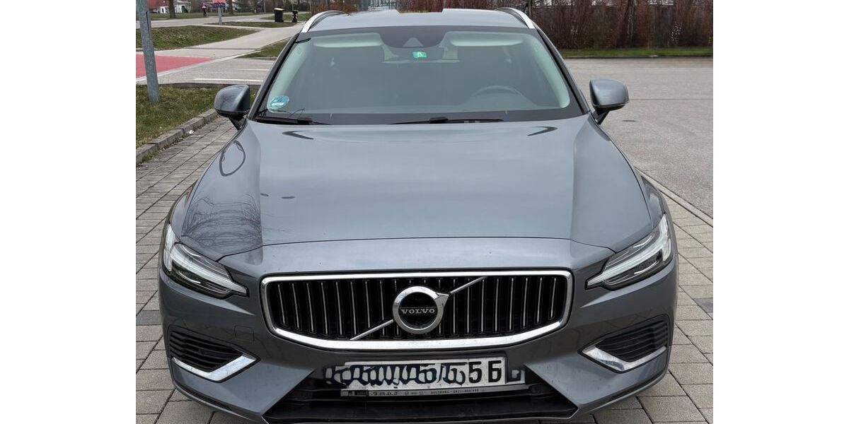 Volvo V60 110.500 km 25.800 &euro; Graben 86836
