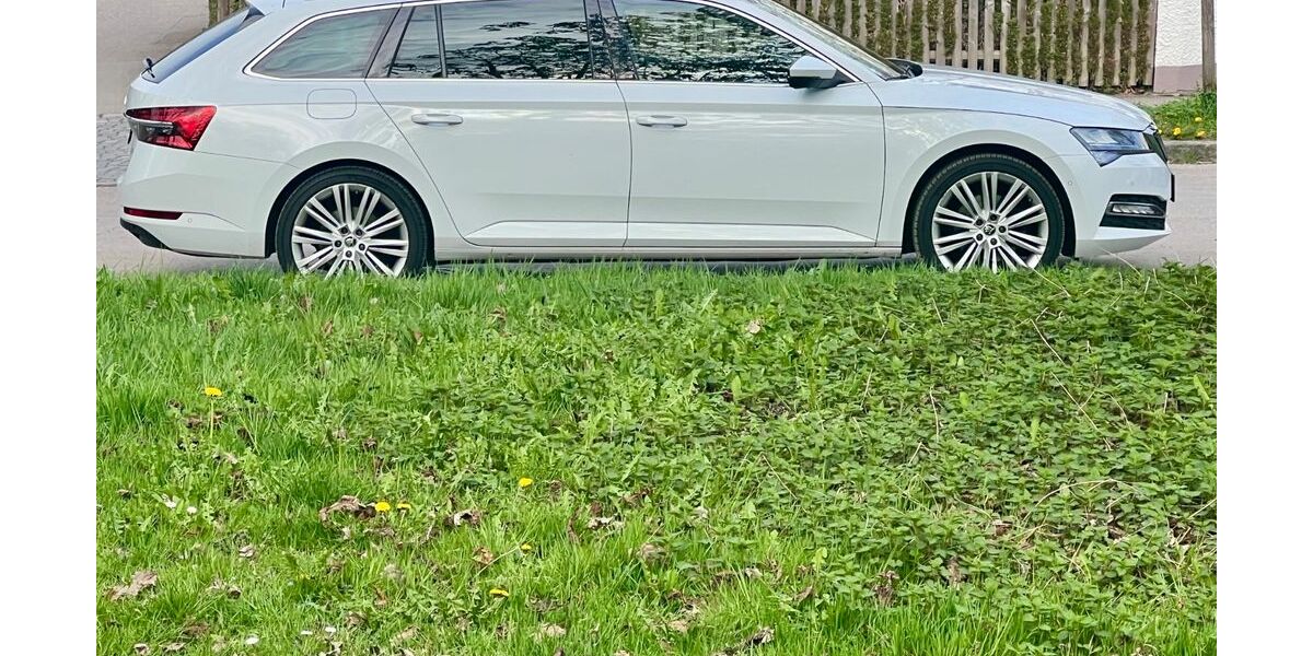 Skoda Superb 79.000 km 27.990 &euro; Augsburg 86163