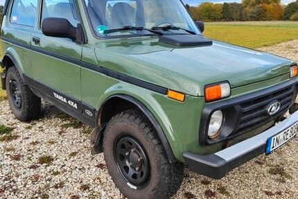 Lada Taiga 50.000 km 8.699 &euro; Augsburg 86199