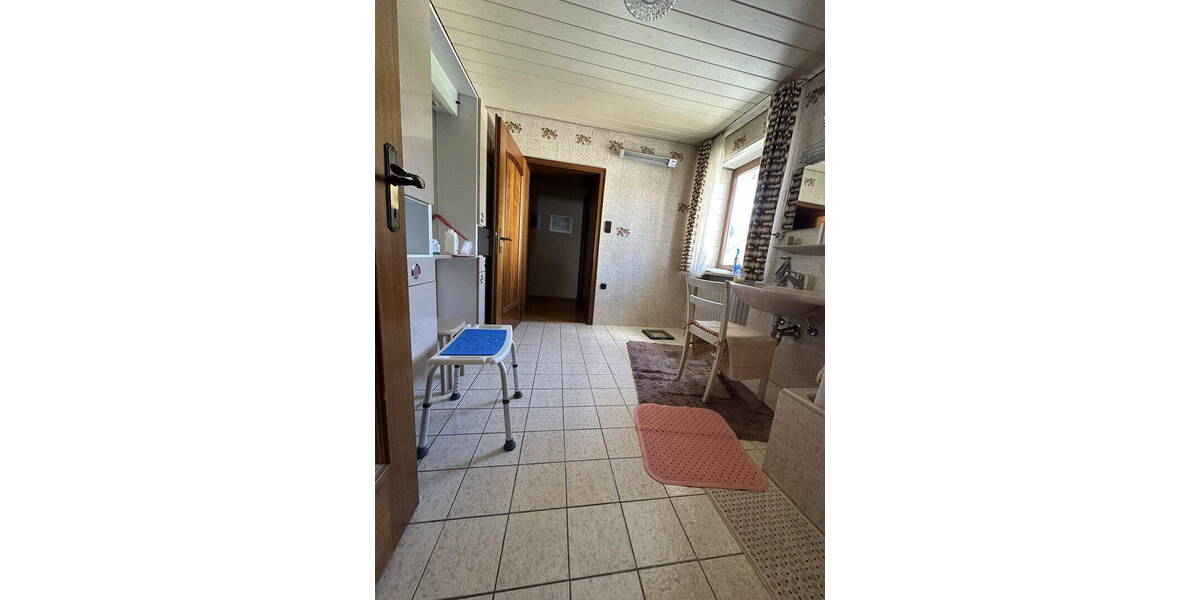 Einfamilienhaus Augsburg Lechhausen - 7 Zimmer, 220 m&sup2;, 890.000&euro; | Angebot:26522237