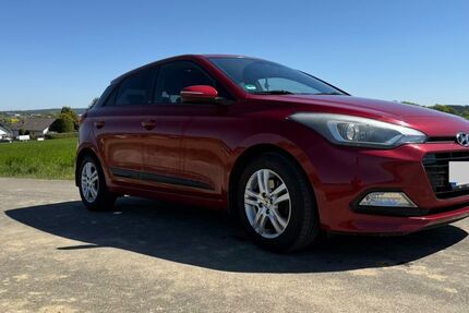 Hyundai i20 74.500 km 9.300 &euro; Horgau 86497