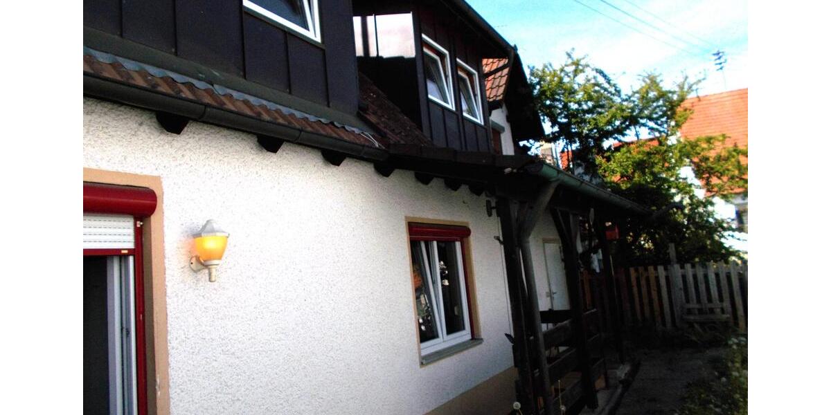 Einfamilienhaus Augsburg - 4 Zimmer, 122 m&sup2;, 1.190&euro; | Angebot:26697443