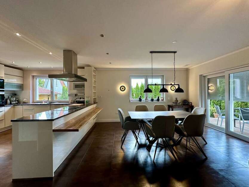 Haus zum Kaufen in Bobingen 985.000 € 244.8 m²