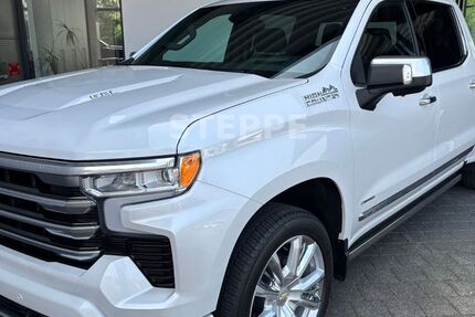 Chevrolet Silverado 6.220 km 68.800 € Horgau 86497