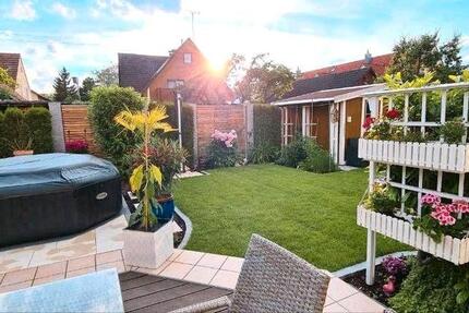 Haus Königsbrunn - 9 Zimmer, 290 m&sup2;, 1.100.000&euro; | Angebot:26869510