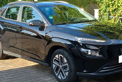 Hyundai KONA Elektro 15.000 km 21.400 &euro; Neusäß 86356