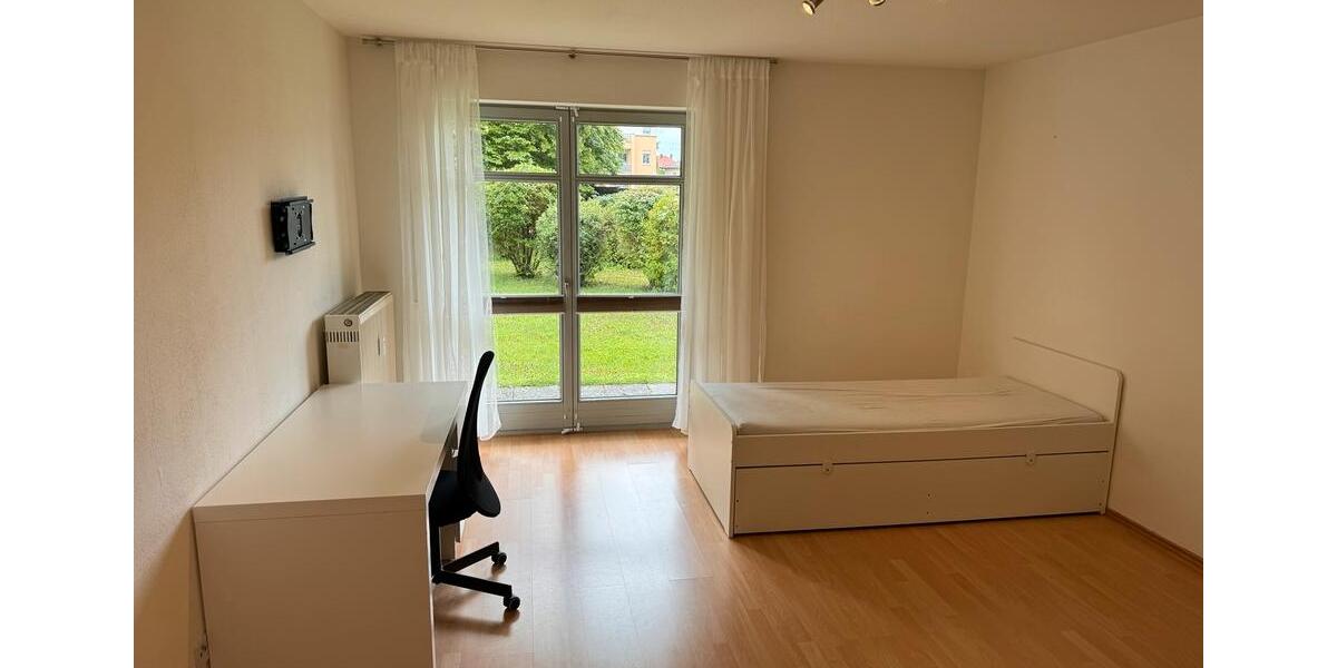 Apartment Wohnung neu renoviert TG Terrasse Garten möbliert 1 ZKB 1 zimmer