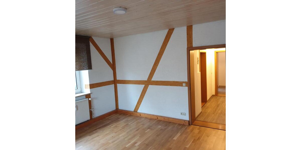 Etagenwohnung Aichach - 3 Zimmer, 94 m&sup2;, 1.150&euro; | Angebot:26416507