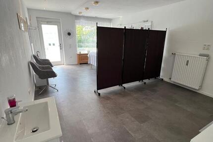 Untermiete in Kosmetikstudio zimmer