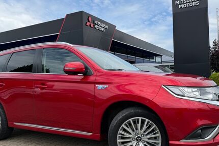 Mitsubishi Plug-in Hybrid Outlander 44.300 km 23.490 &euro; Königsbrunn 86343