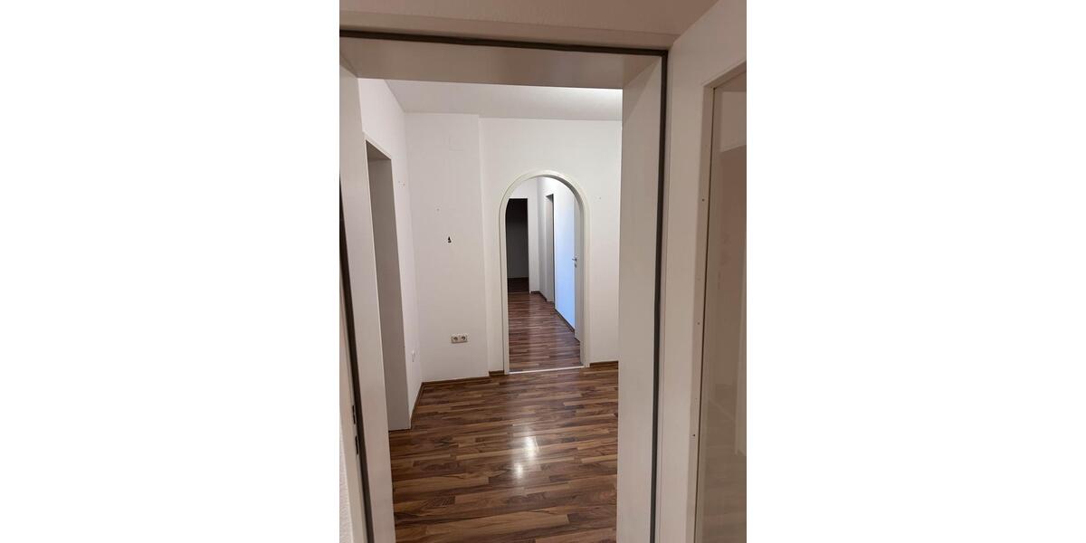 Hochparterre Augsburg Haunstetten-Siebenbrunn - 4 Zimmer, 113 m&sup2;, 395.000&euro; | Angebot:24766327