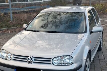 VW Golf 145.000 km 1.990 &euro; Gersthofen 86368