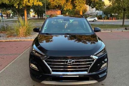 Hyundai TUCSON 191.593 km 14.400 &euro; Augsburg 86156