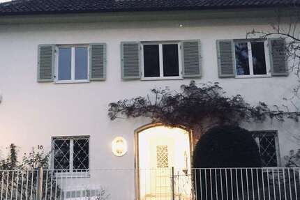 Haus zum Kaufen in Augsburg 1.950.000 € 300 m² 8 zimmer