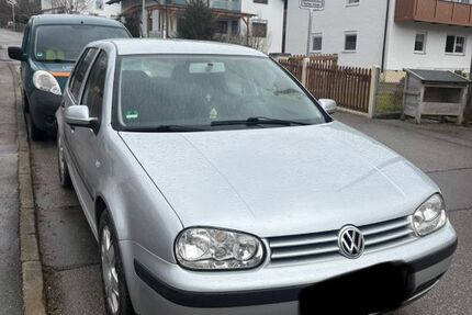 VW Golf 138.000 km 3.500 &euro; Geltendorf 82269