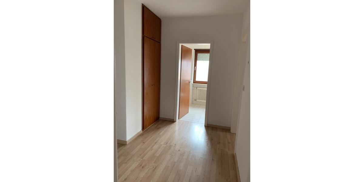 Etagenwohnung Gersthofen - 4 Zimmer, 85 m&sup2;, 1.400&euro; | Angebot:25945335