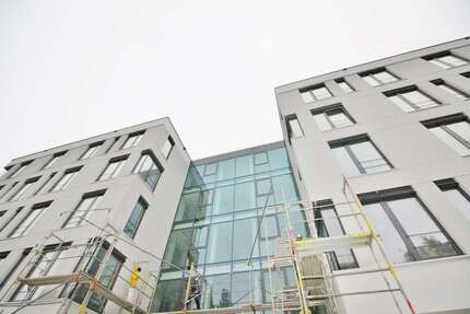 Büro in Augsburg 4.950 € 273 m² zimmer