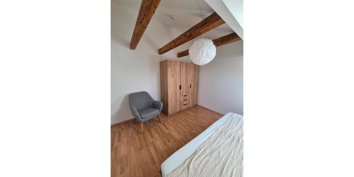 Dachgeschoßwohnung Augsburg Innenstadt - 2 Zimmer, 40 m&sup2;, 950&euro; | Angebot:26250533