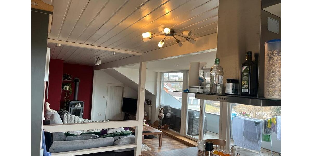 Dachgeschoßwohnung Scheuring - 3 Zimmer, 96 m&sup2;, 1.050&euro; | Angebot:26523050
