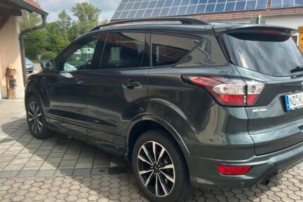 Ford Kuga 170.000 km 12.500 &euro; Gachenbach 86565