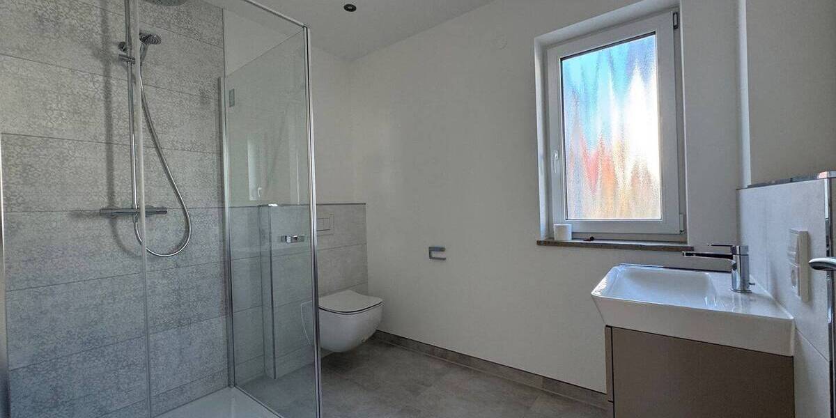 Einfamilienhaus Augsburg Haunstetten - 5 Zimmer, 206 m&sup2;, 2.300&euro; | Angebot:26874974