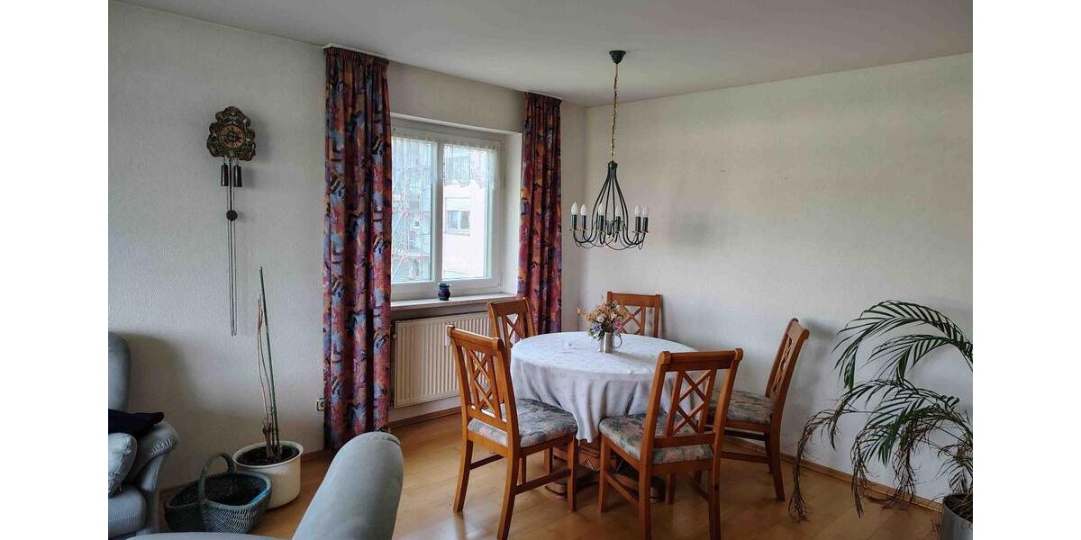 Etagenwohnung Neusäß - 3 Zimmer, 90 m&sup2;, 420.000&euro; | Angebot:26429493