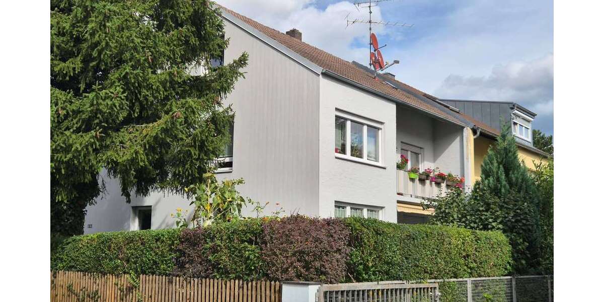 Haus zum Kaufen in Augsburg 630.000 € 180 m² 6 zimmer