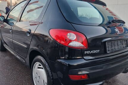 Peugeot 206 140.000 km 750 &euro; Augsburg 86167