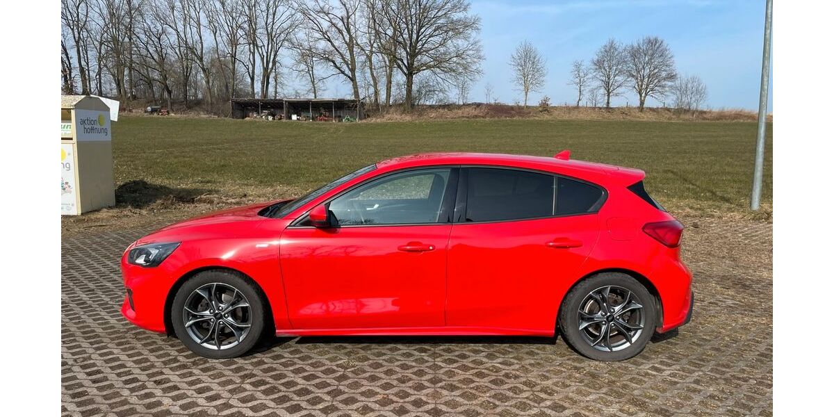 Ford Focus 98.000 km 11.490 &euro; Inchenhofen 86570
