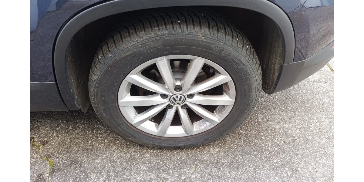 VW Tiguan 121.873 km 15.000 &euro; Augsburg 86150