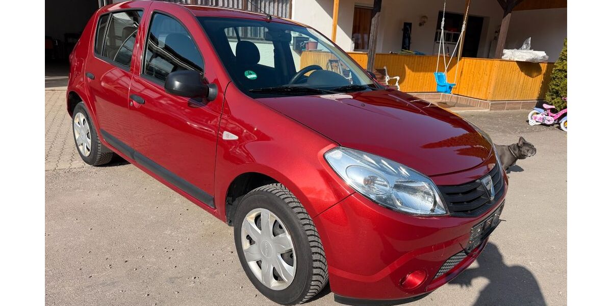 Dacia Sandero 175.000 km 1.950 &euro; GELTENDORF 82269