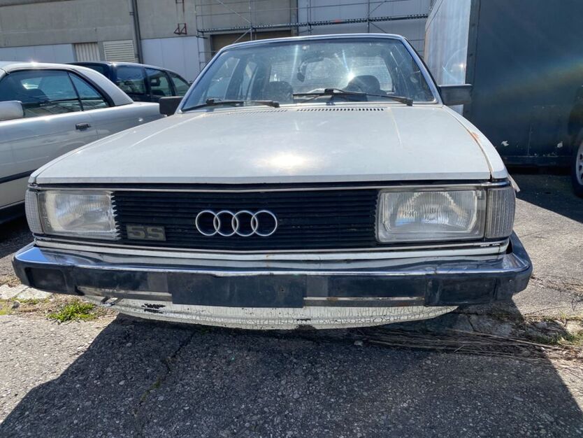 Audi 100 193.000 km 1.300 € Augsburg 86199