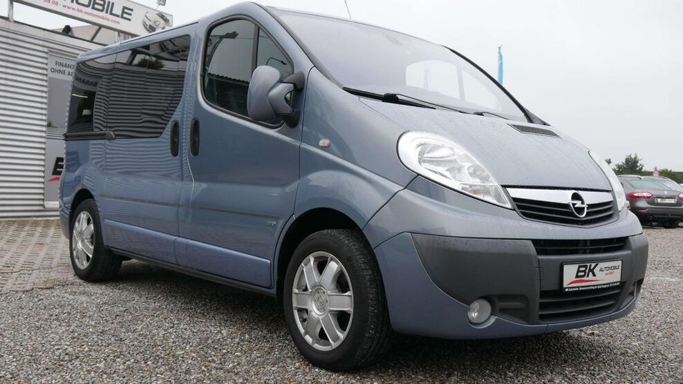 Opel Vivaro 184.800 km 14.990 € Königsbrunn 86343