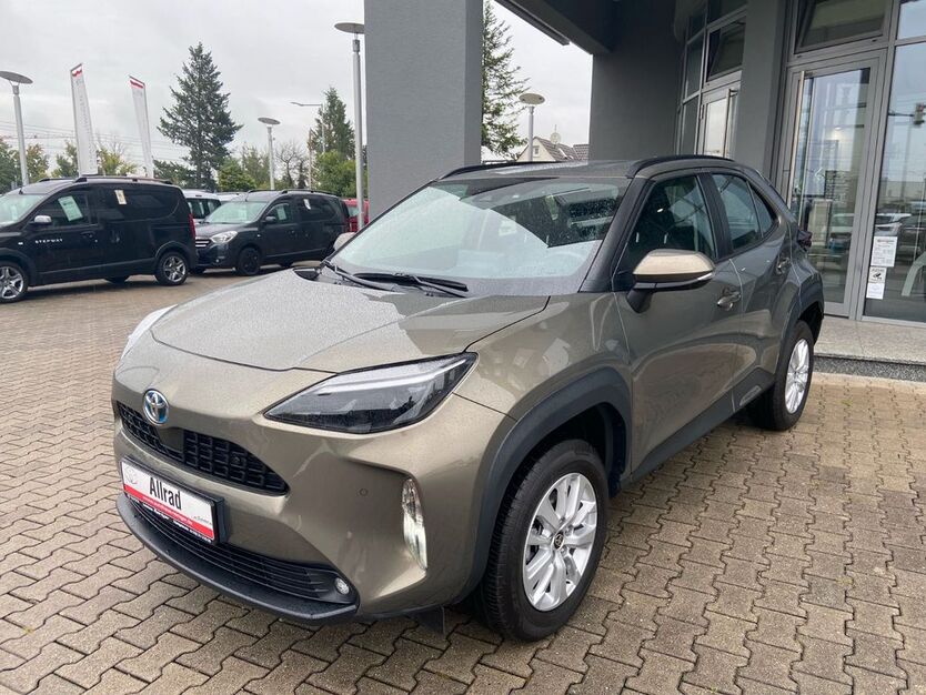 Toyota Yaris Cross 25.450 km 25.999 € Königsbrunn / Augsburg 86343