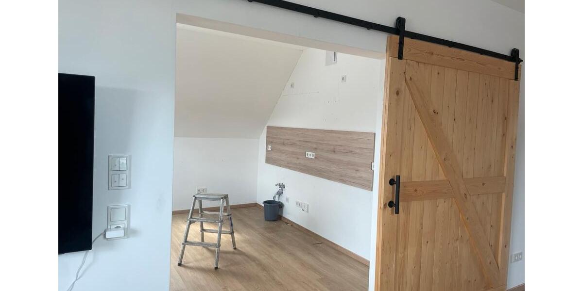 Dachgeschoßwohnung Altenmünster - 4 Zimmer, 95 m&sup2;, 1.150&euro; | Angebot:26473023