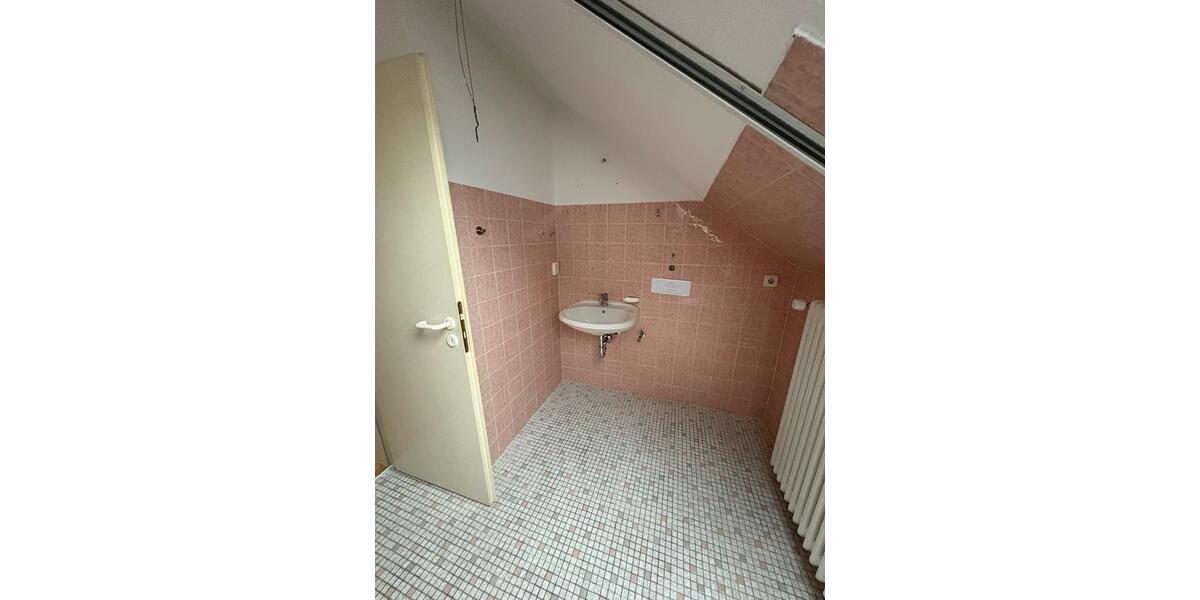 Dachgeschoßwohnung Gessertshausen - 2 Zimmer, 50 m&sup2;, 570&euro; | Angebot:26429645