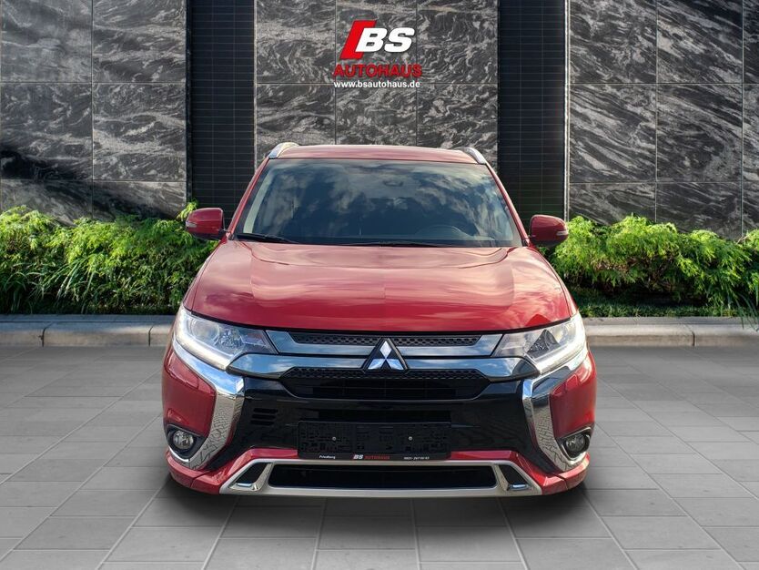 Mitsubishi Plug-in Hybrid Outlander 97.262 km 20.999 € Friedberg 86316