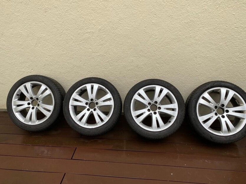 Mercedes-Benz C220 238.900 km 6.400 € Augsburg 86150